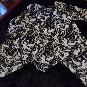 Women's Black and White chiffon Top